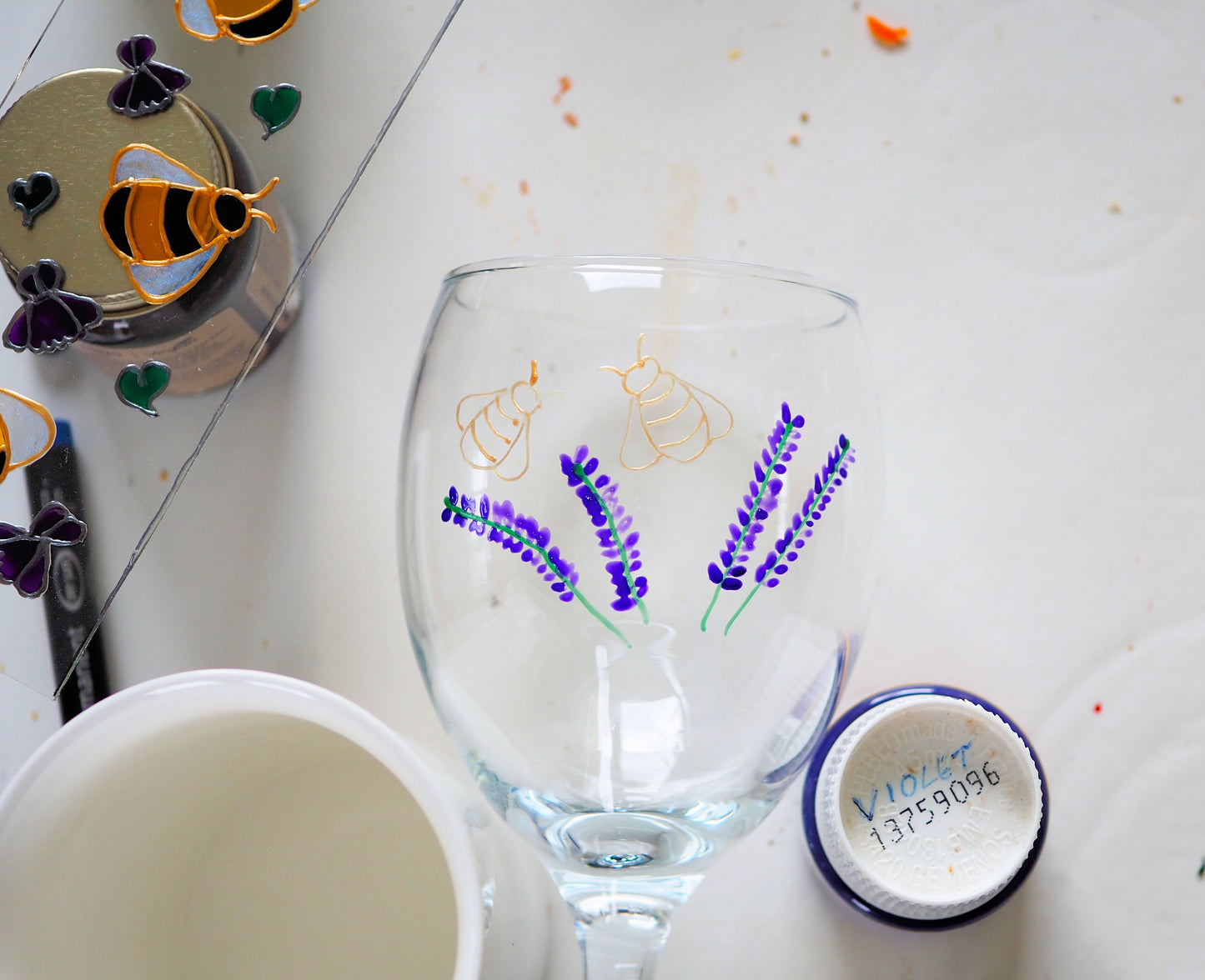 Bees & Lavender Wine Glass