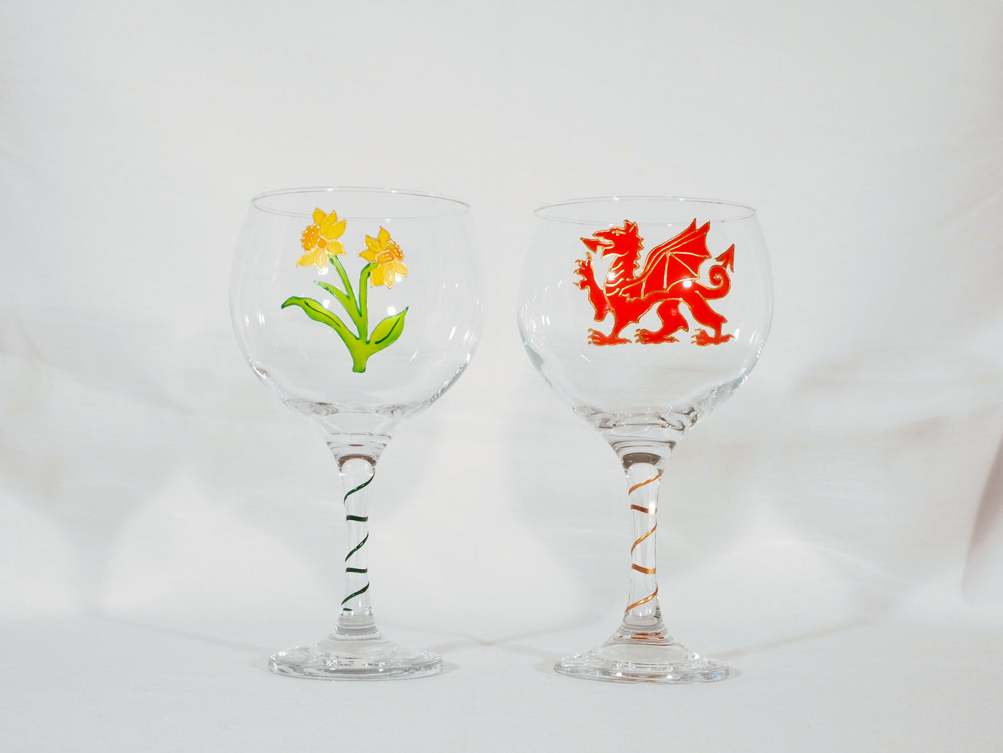 Welsh Dragon Stemmed Gin Glass