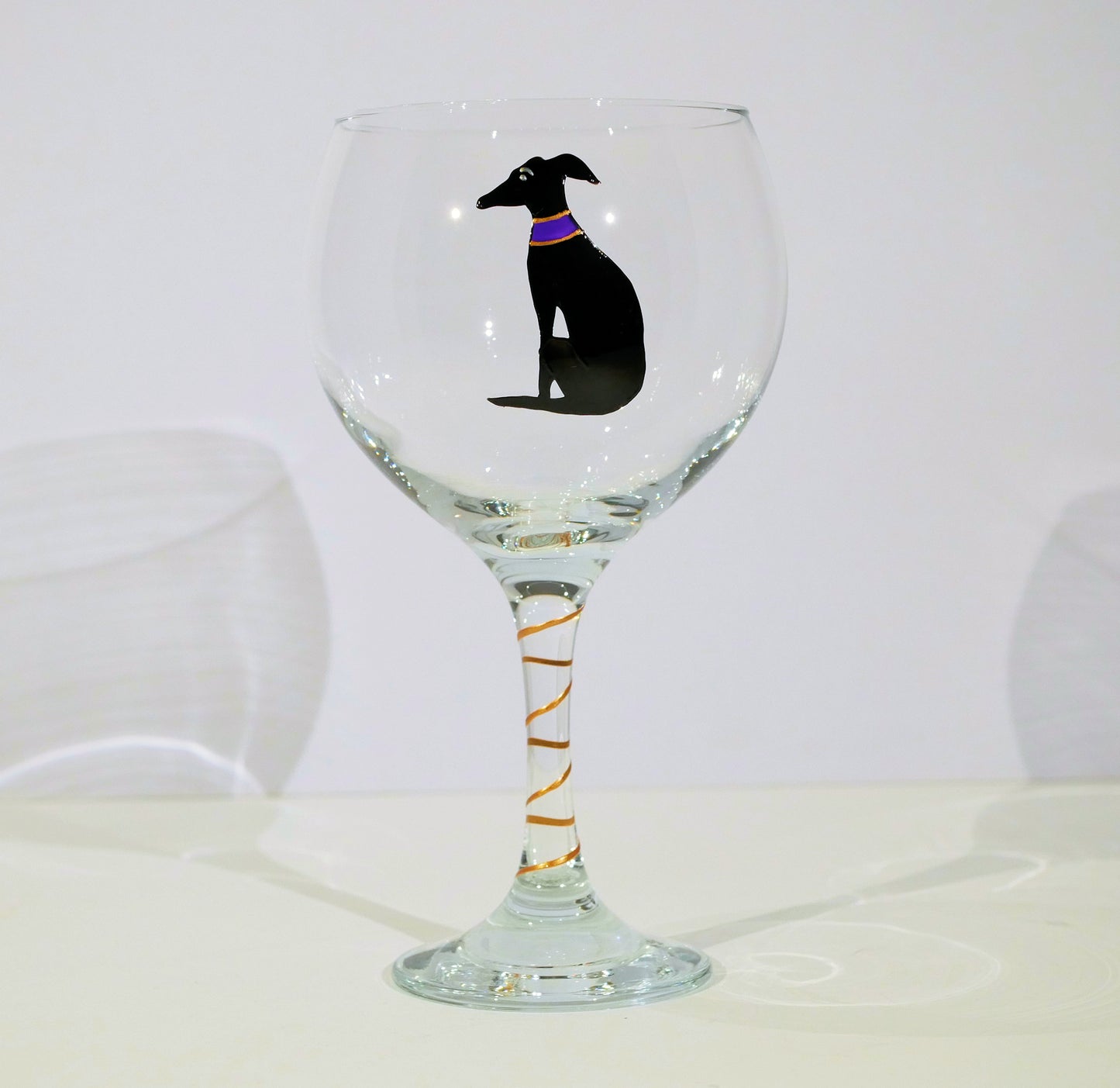 Sitting Hound Stemmed Gin Glass